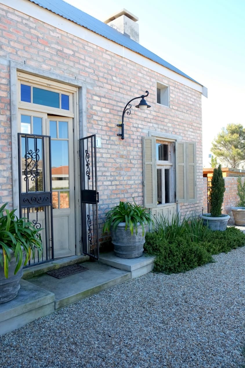 House Tour: A Barn-Style Home in South Africa | Apartment Therapy